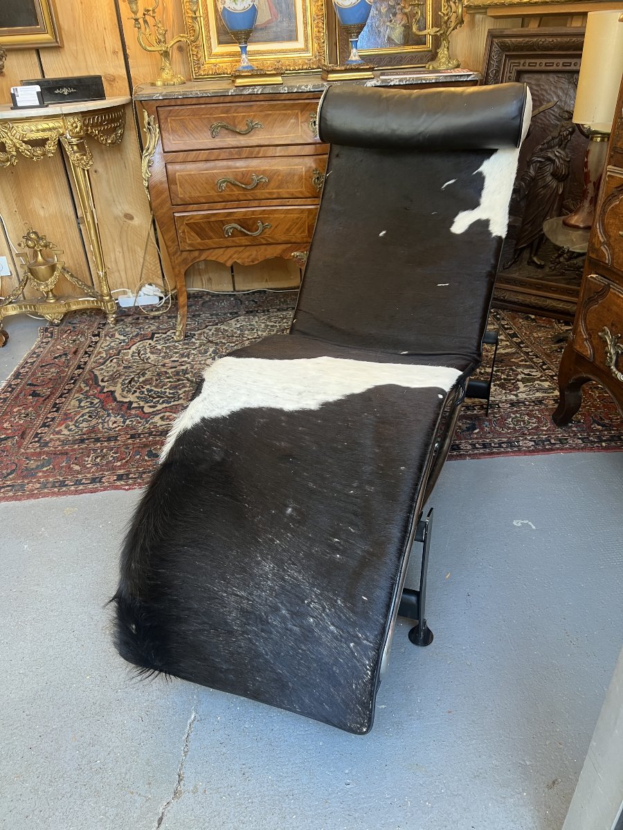 Lc4 Chrome Chaise Longue From The 2000s. Chrome And Cowhide Leather, The Legend!-photo-2