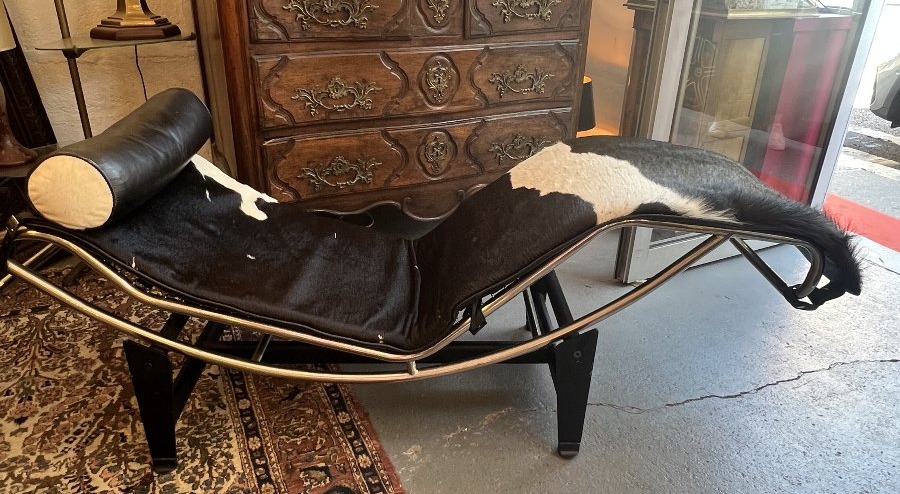 Lc4 Chrome Chaise Longue From The 2000s. Chrome And Cowhide Leather, The Legend!-photo-5