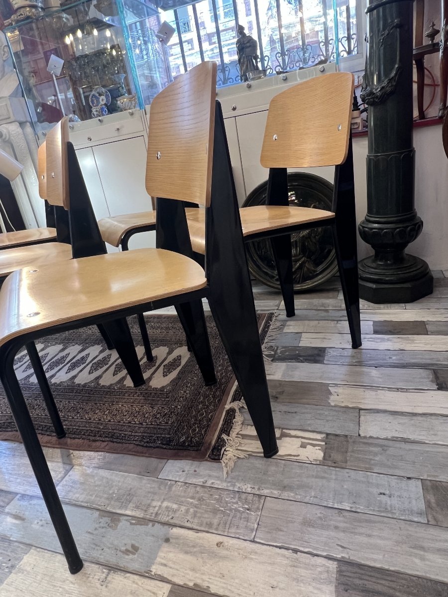 Série de 5 chaises modèle " Standard " Jean Prouvé et éditées par Vitra, de 2016,  NO CHINE-photo-4
