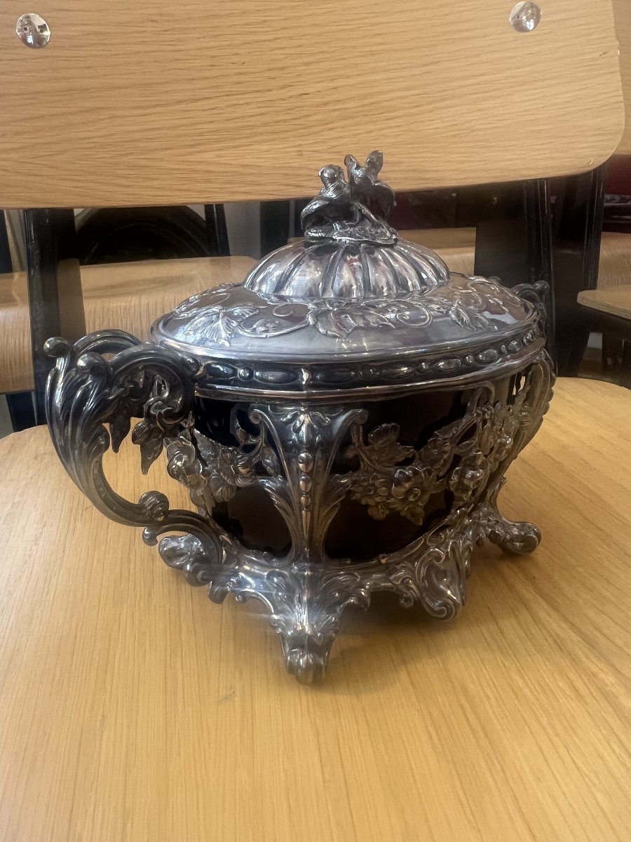 Sugar Bowl In Minèrve-patterned Sterling Silver With A Classic, Timeless Design-photo-8