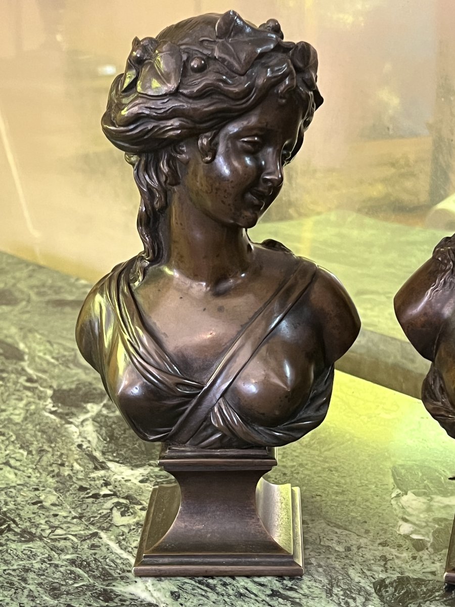 Bacchante – Louis Valentin Elias Robert (19th Century) This Patinated Bronze Sculpture