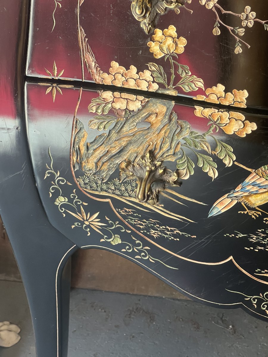 Commode galbée en bois laqué à décor chinois – XXe siècle (vers 1950-1960)-photo-2