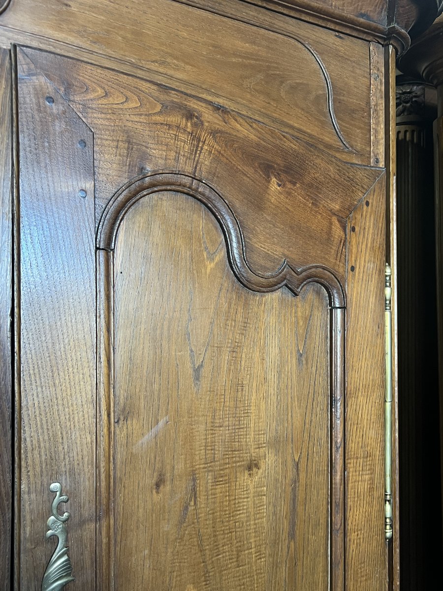 Ancienne armoire en bois sculpté du début du XIXe siècle , petite taille, Hauteur 211 cm-photo-3