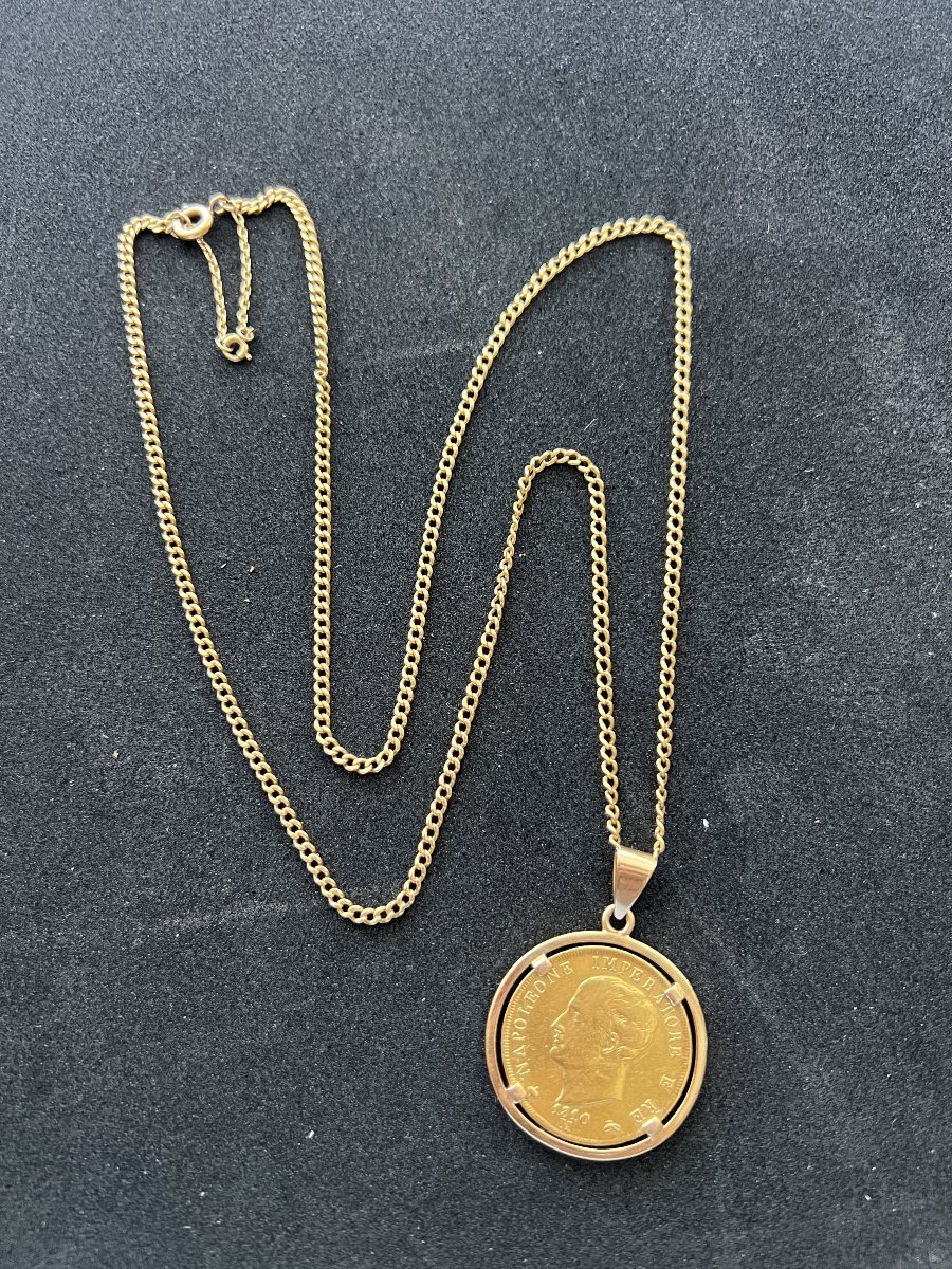 Chaîne de cou à mailles gourmette en or jaune 18 K, médaille Pièce 40 lire Italie, poids 28.4 g