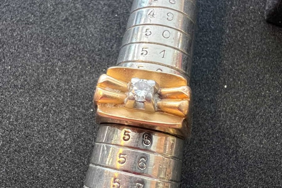 Bague Tank Art Déco en Or Jaune 18 Carats, Diamant Central, Années vers 1940, taille 54-photo-7