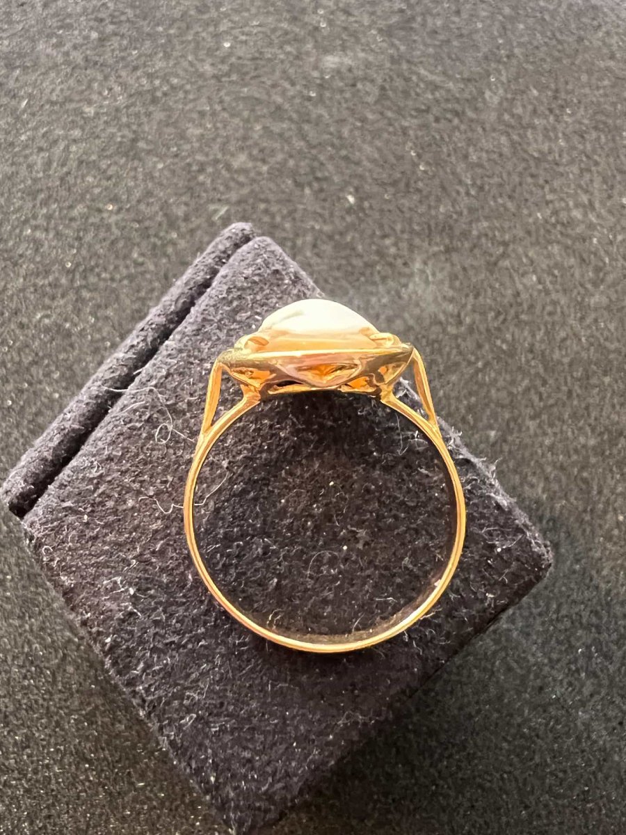 Bague camée en or jaune 18 carats. Élégance et histoire, taille 54, poids brut 3.1 grs-photo-1