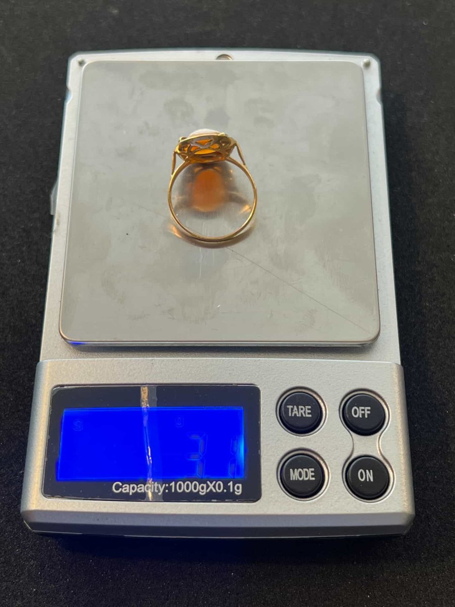 Bague camée en or jaune 18 carats. Élégance et histoire, taille 54, poids brut 3.1 grs-photo-7