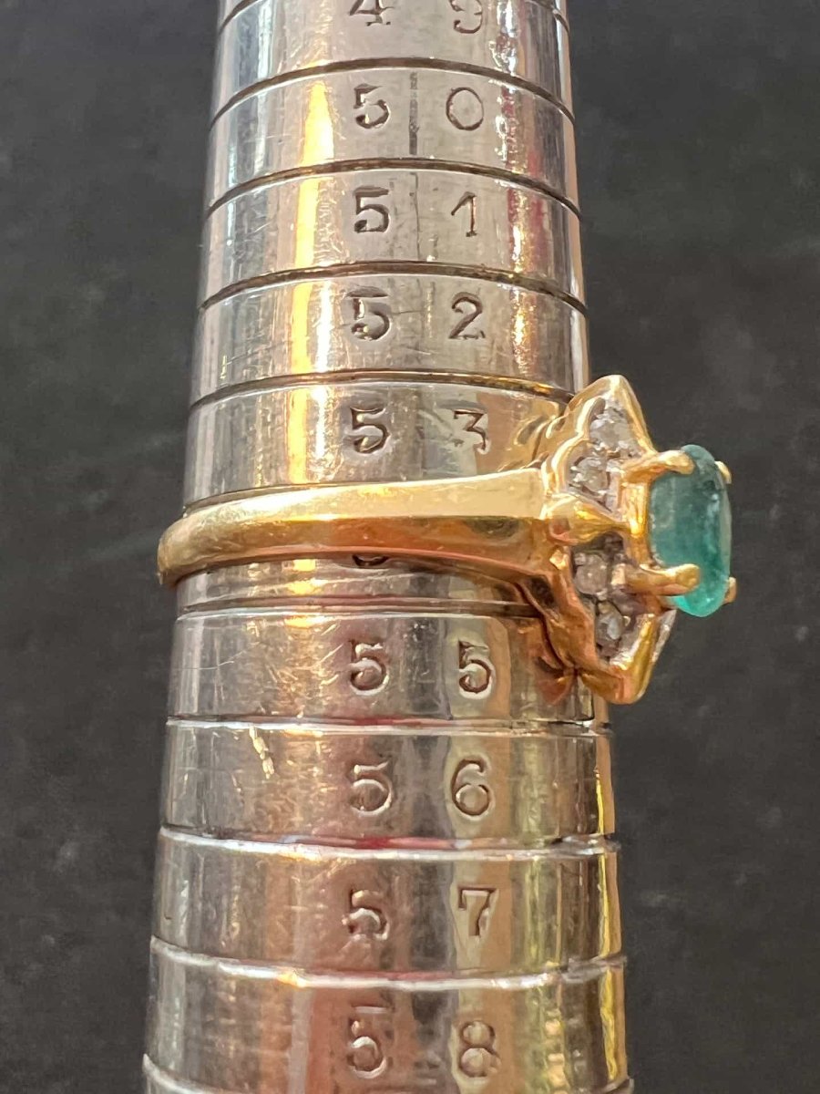 Bague Marguerite en or jaune 18 carats. Émeraude et diamants, taille 54, poids brut 2.6 grs-photo-6