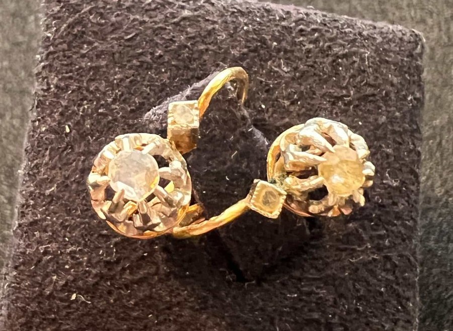 Pair Of 18-karat Gold Lever-back Earrings. Yellow Gold And White Gold, Gross Weight 2.2 G-photo-2