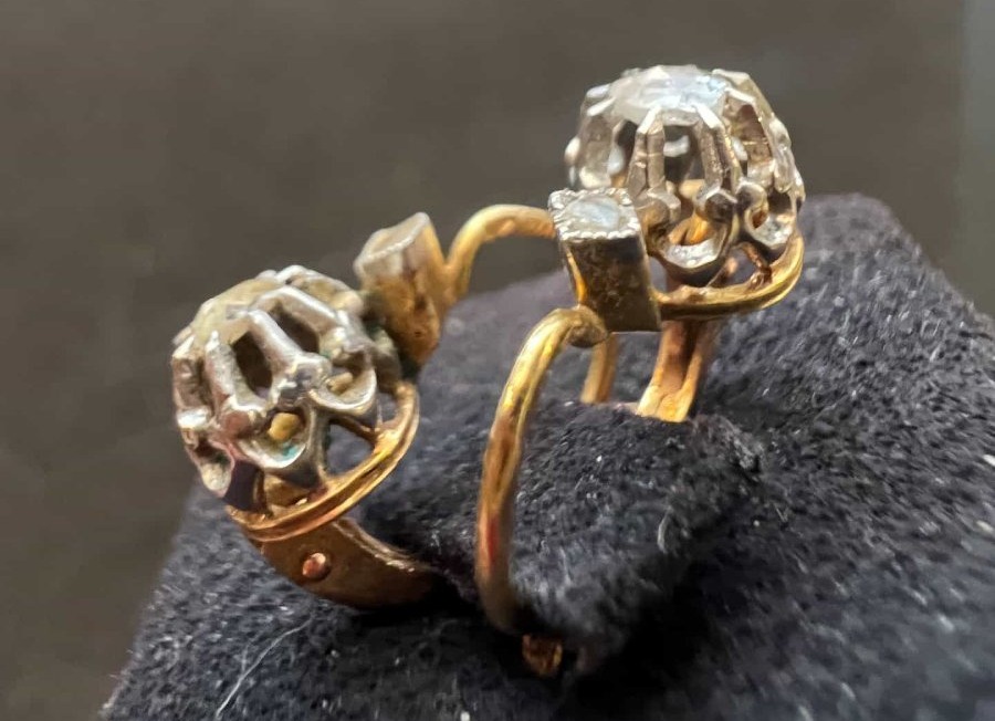 Pair Of 18-karat Gold Lever-back Earrings. Yellow Gold And White Gold, Gross Weight 2.2 G-photo-3