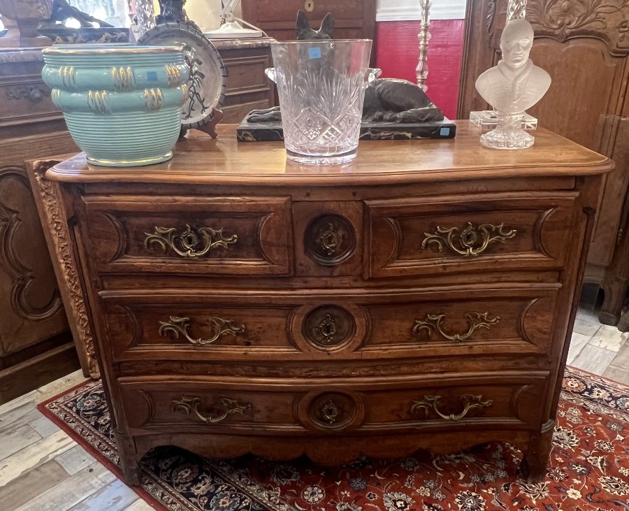Commode Louis XV en noyer massif, époque XVIIIe, aux dimensions 112 x 58 x 78 cm-photo-2