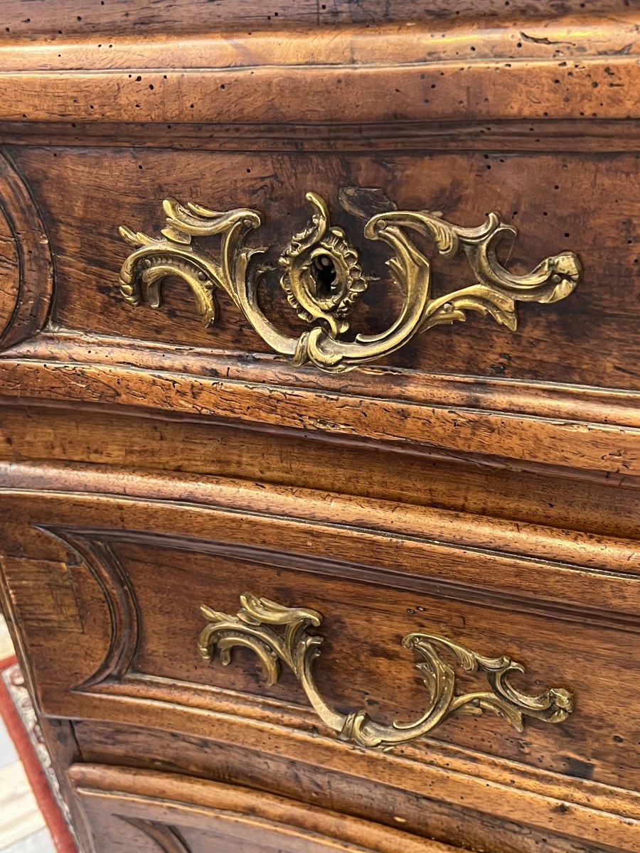 Commode Louis XV en noyer massif, époque XVIIIe, aux dimensions 112 x 58 x 78 cm-photo-4