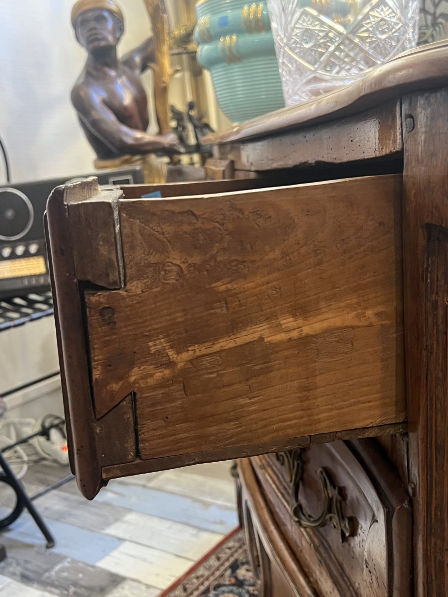 Commode Louis XV en noyer massif, époque XVIIIe, aux dimensions 112 x 58 x 78 cm-photo-5