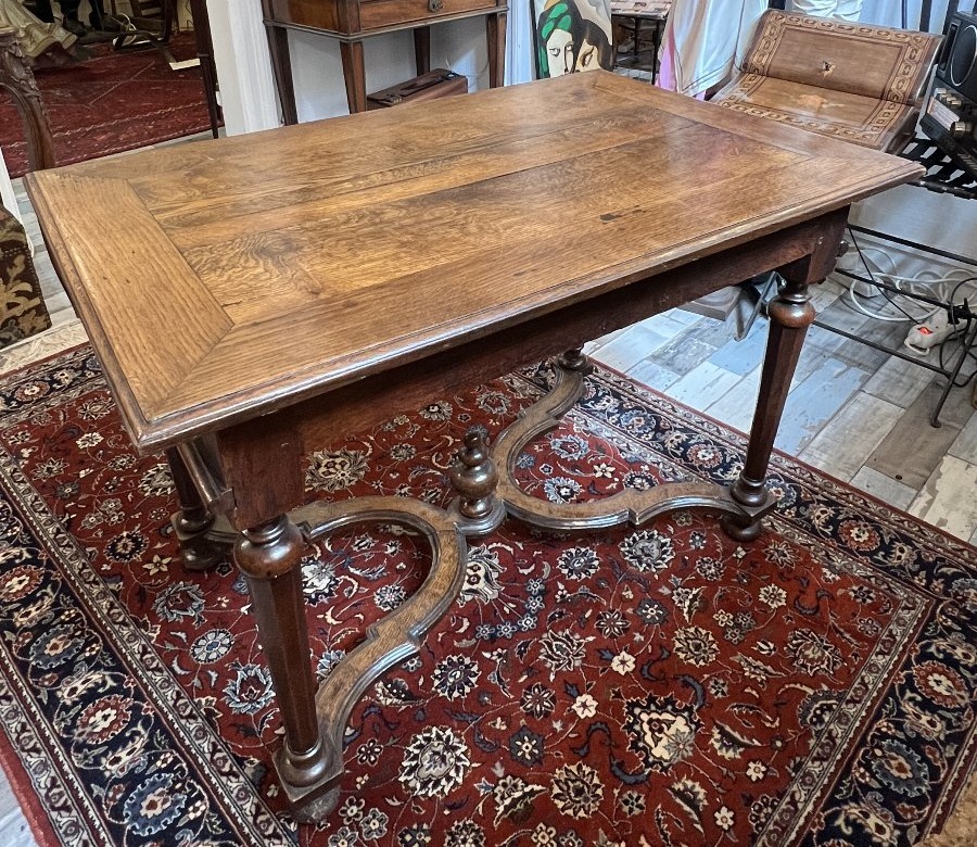 Louis XIII-style Coffee Table Made Of Solid Oak.  Regal Elegance And Artisanal Craftsmanship-photo-5