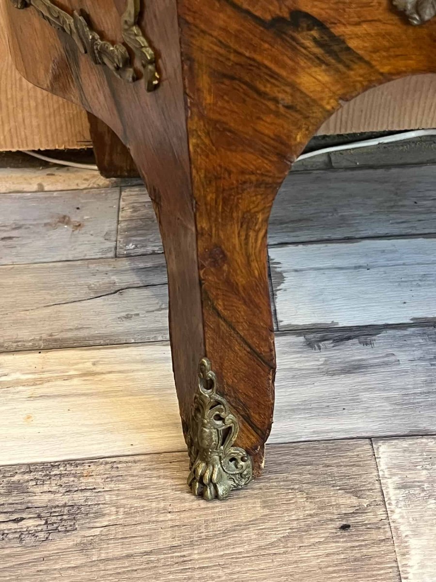Petite commode de style Transition, façade en arbalete, placage bois de rose, fin XIXe siècle-photo-3