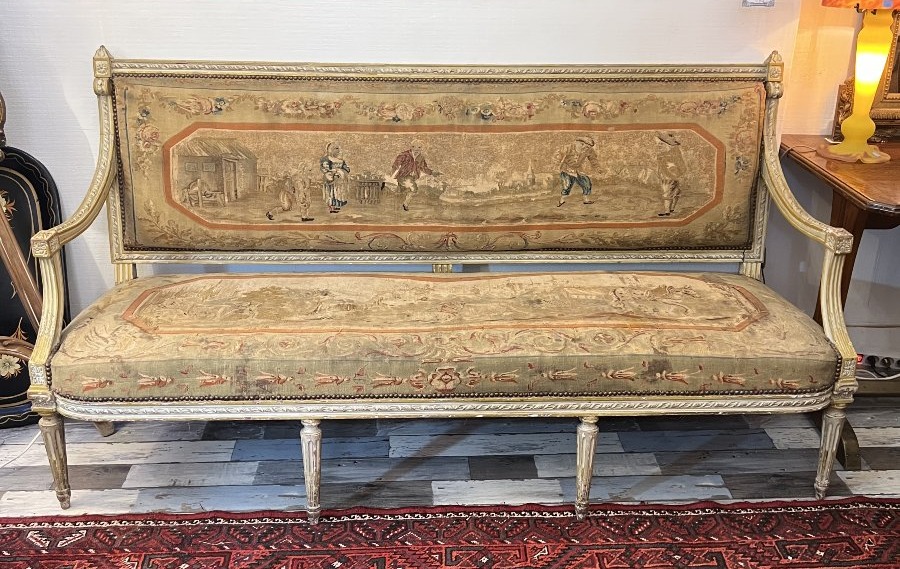 Canapé 3 place Louis XVI en rechampi avec tapisserie de David Teniers, époque fin XVIIIe siècle