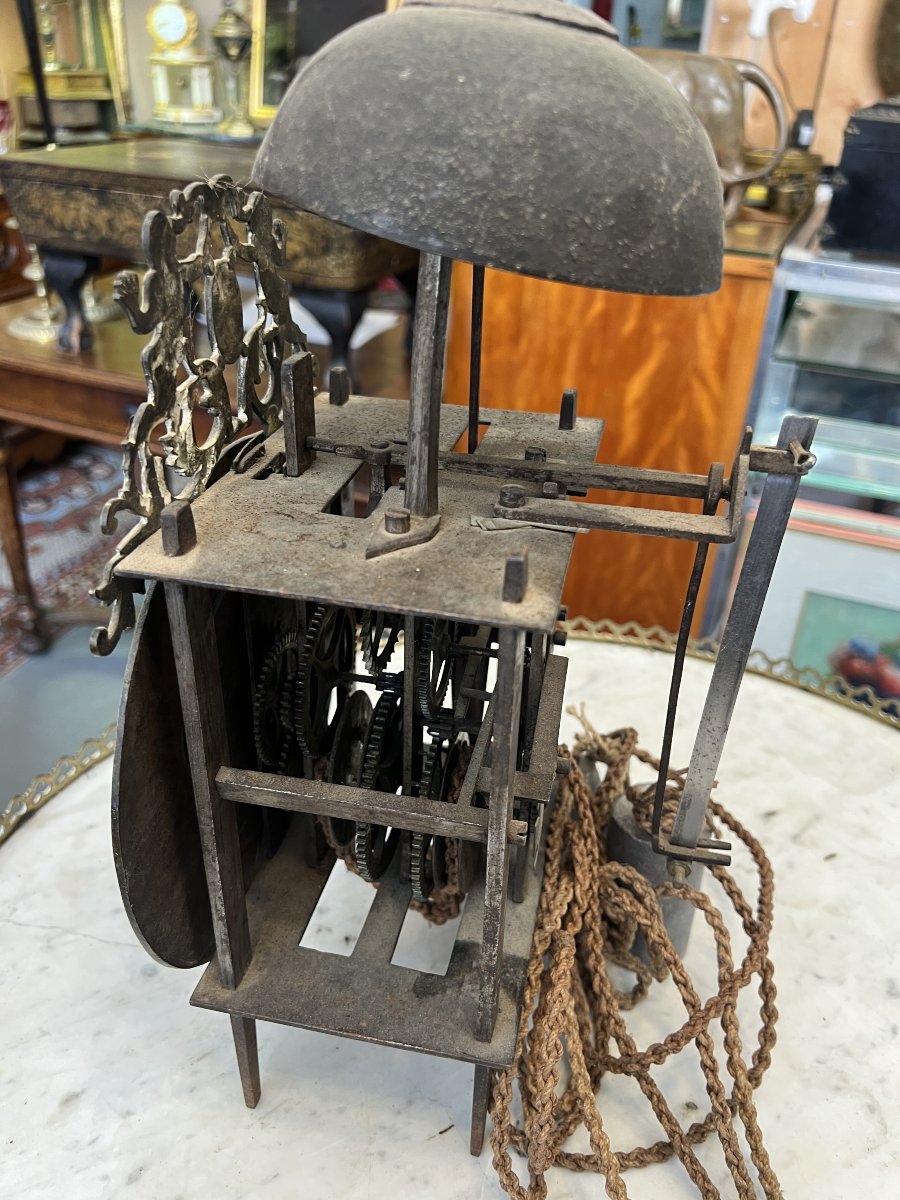 Mouvement d’horloge de type « lanterne » en fer et laiton coulé et ciselé.Époque XVIIIe siècle-photo-2