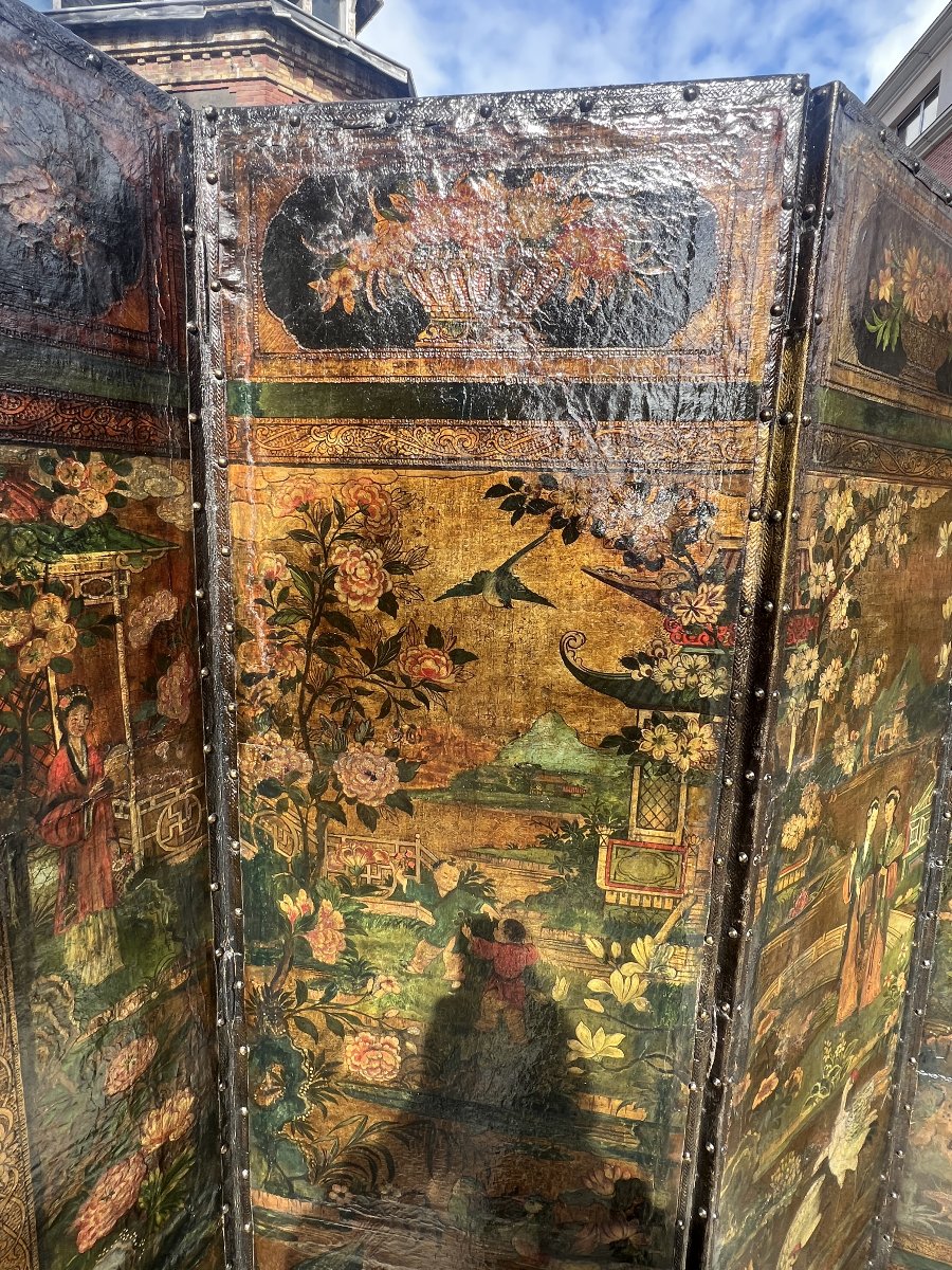 Four-panel Folding Screen Depicting Palace Scenes; China, Qing Dynasty, 18th Century-photo-2