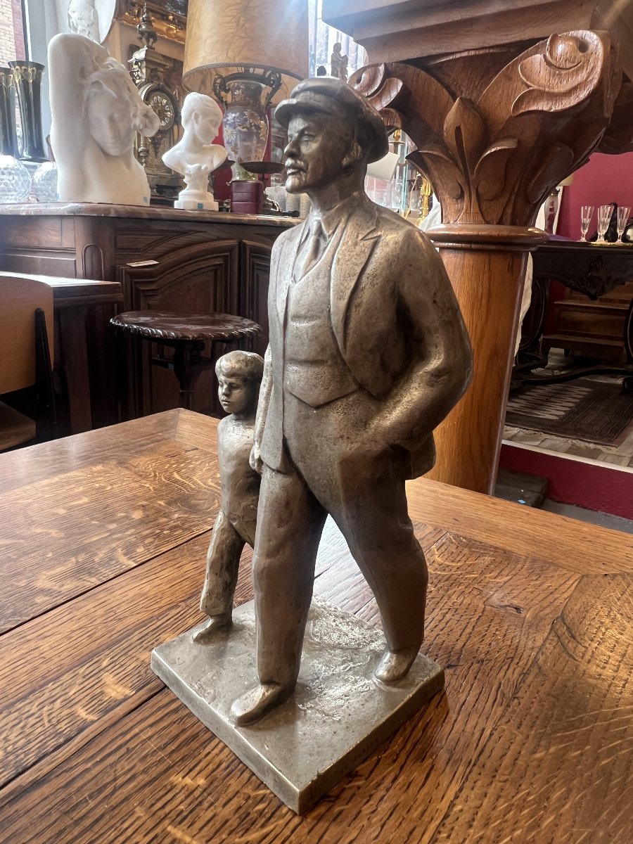 Albert Serafimovich Charkin (1937–2017), Sculpture Of Lenin And The Child, 1973-photo-2