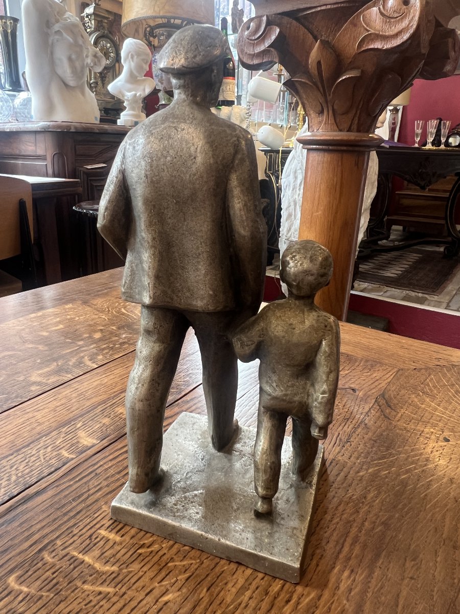 Albert Serafimovich Charkin (1937–2017), Sculpture Of Lenin And The Child, 1973-photo-1