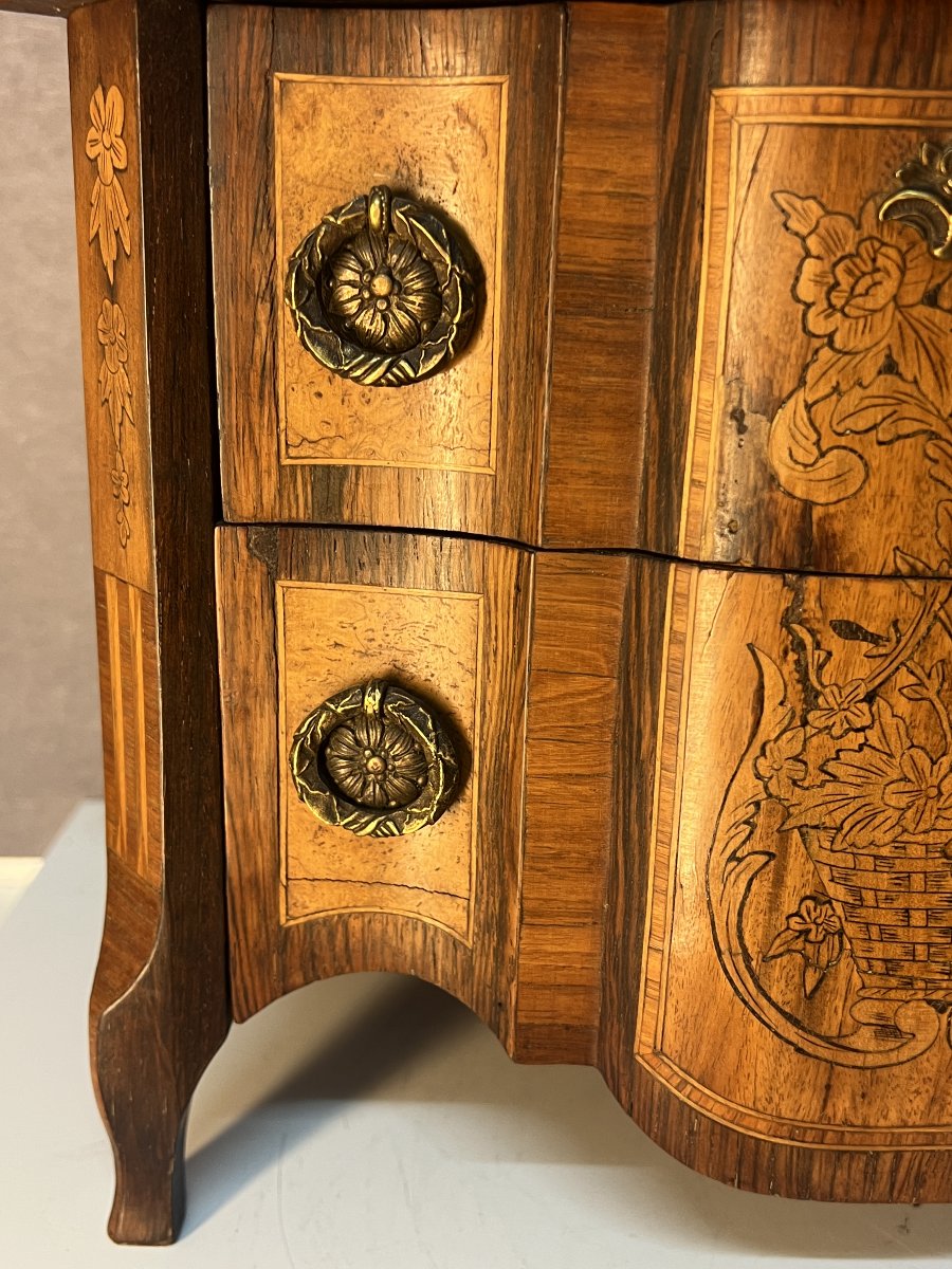 Commode dites de maîtrise en bois de placage et marqueterie à décor de masque de grotesque XIXe-photo-3