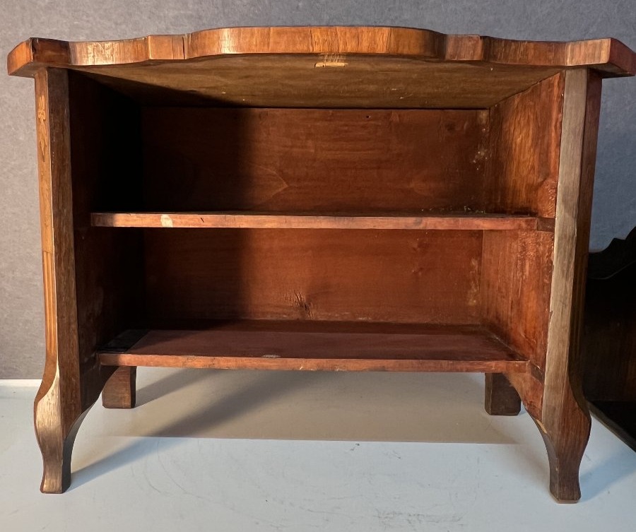 Commode dites de maîtrise en bois de placage et marqueterie à décor de masque de grotesque XIXe-photo-7