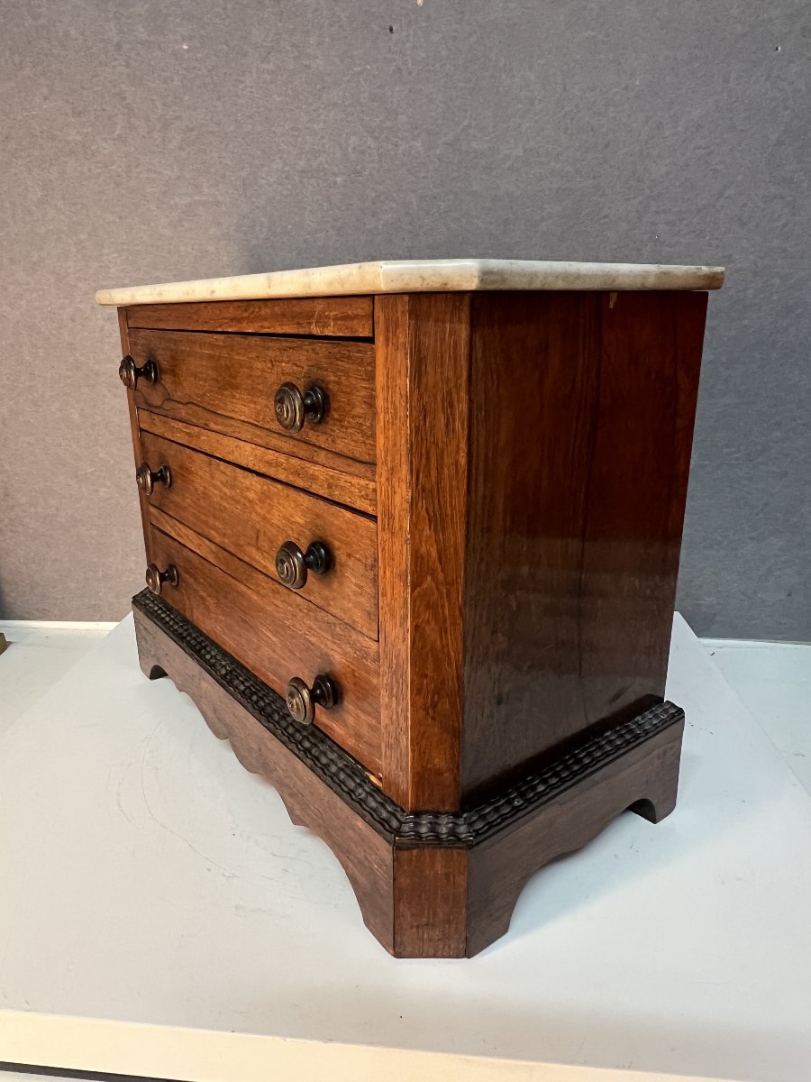 Commode dite de maîtrise en bois de placage 3 tiroirs, dessus marbre, style Louis Philippe XIXe-photo-2