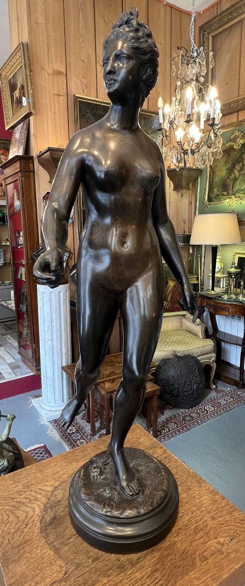 D'après Jean-Antoine Houdon (1741-1828) Diane Chasseresse, sculpture en bronze à patine brun