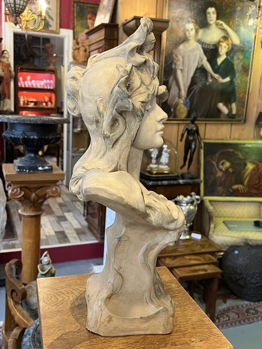 Marcel Debut, Buste en terre cuite d'une jeune femme aux fleurs, Époque Art Nouveau-photo-4