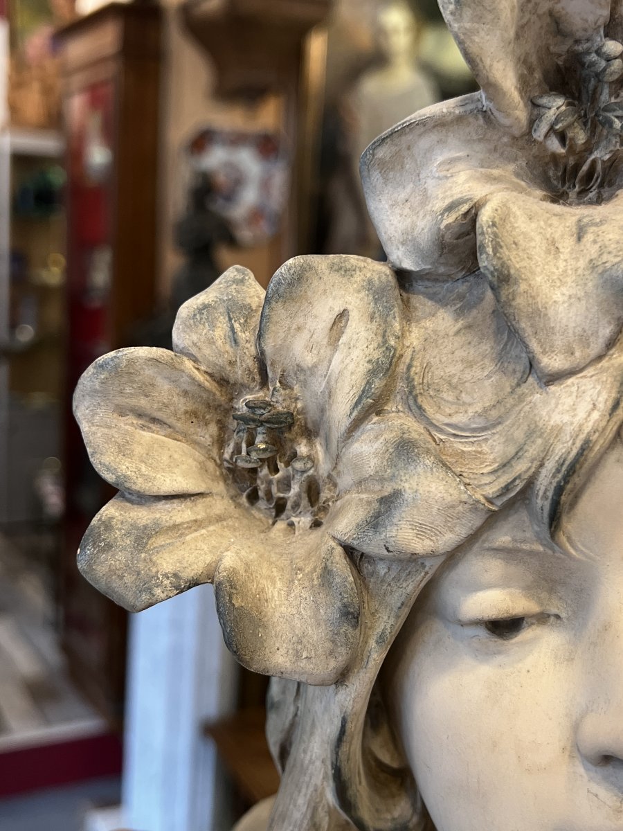 Marcel Debut, Buste en terre cuite d'une jeune femme aux fleurs, Époque Art Nouveau-photo-3