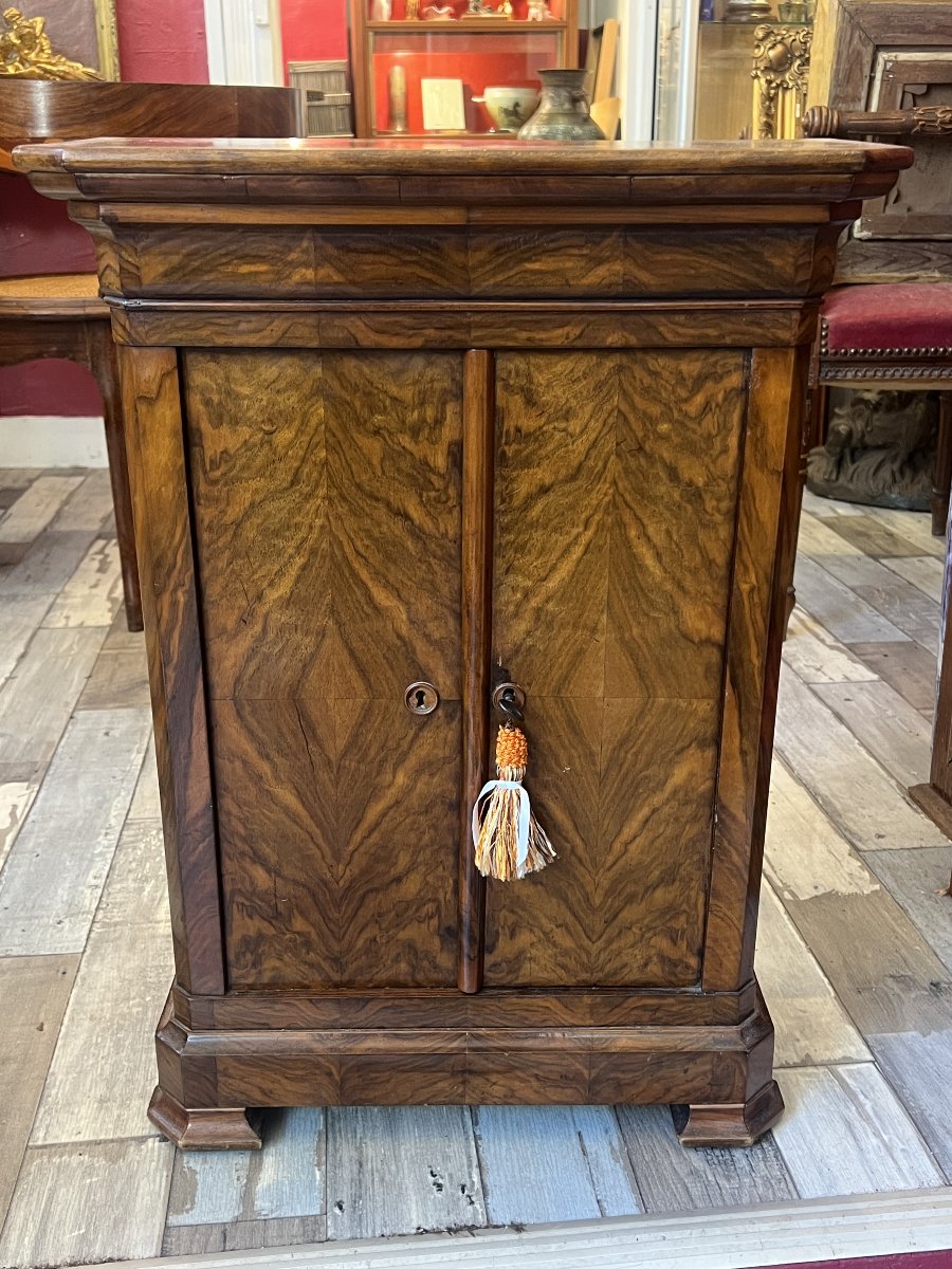 19th-century Doll's Or Master's Cabinet, Louis Philippe Style, Mahogany Veneer, In Very Good Condition