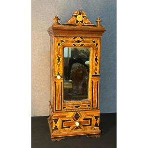 Très Belle Armoire De Maitrise En Bois Et Marqueterie,  XIXe Siècle, Petite Taille