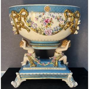 Importante jardinière  ou coupe centre de table en porcelaine Dlg de Meissen ou Sitzendorf,