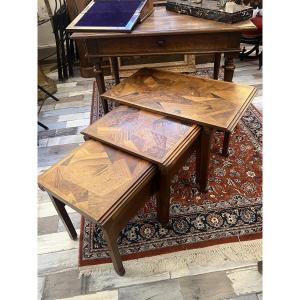 Set Of Nesting Tables Made Of Wood Veneer With Geometric Marquetry By Emile Galle, Circa 1900