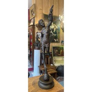 GADAIX, sculpture bronze à patine brune nuancée représentant une nymphe ou bacchante dansante.