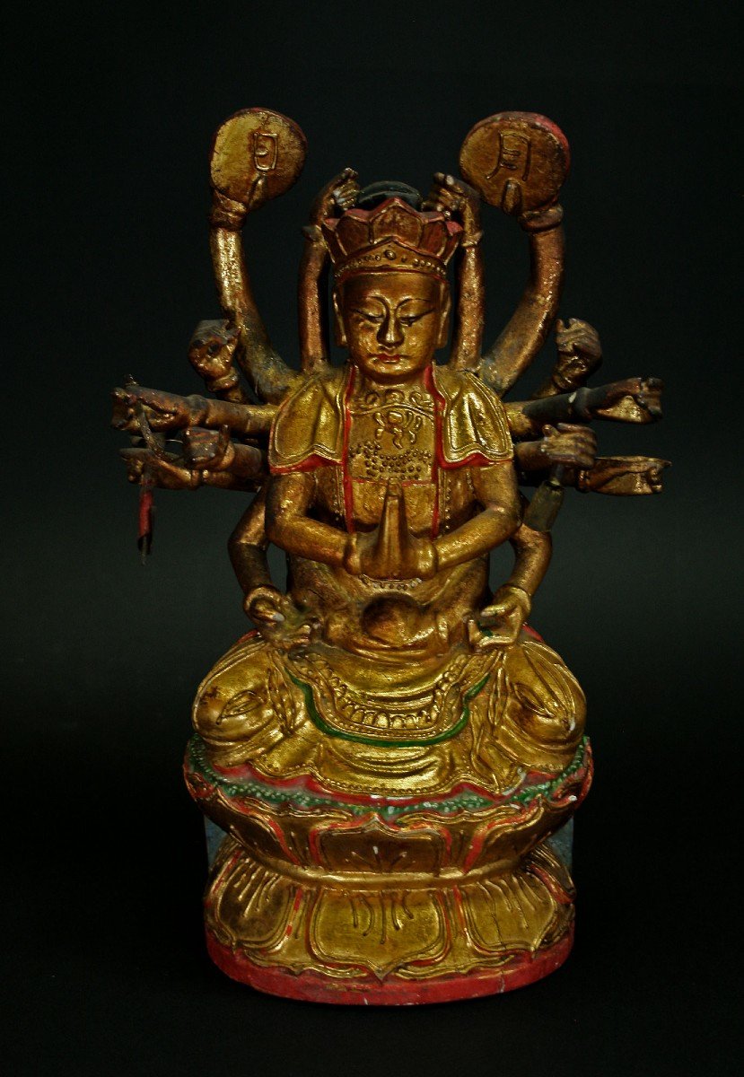 Ancien Bodhisattva Chinois En Bois Sculpté Laqué Et Peint. Qing.