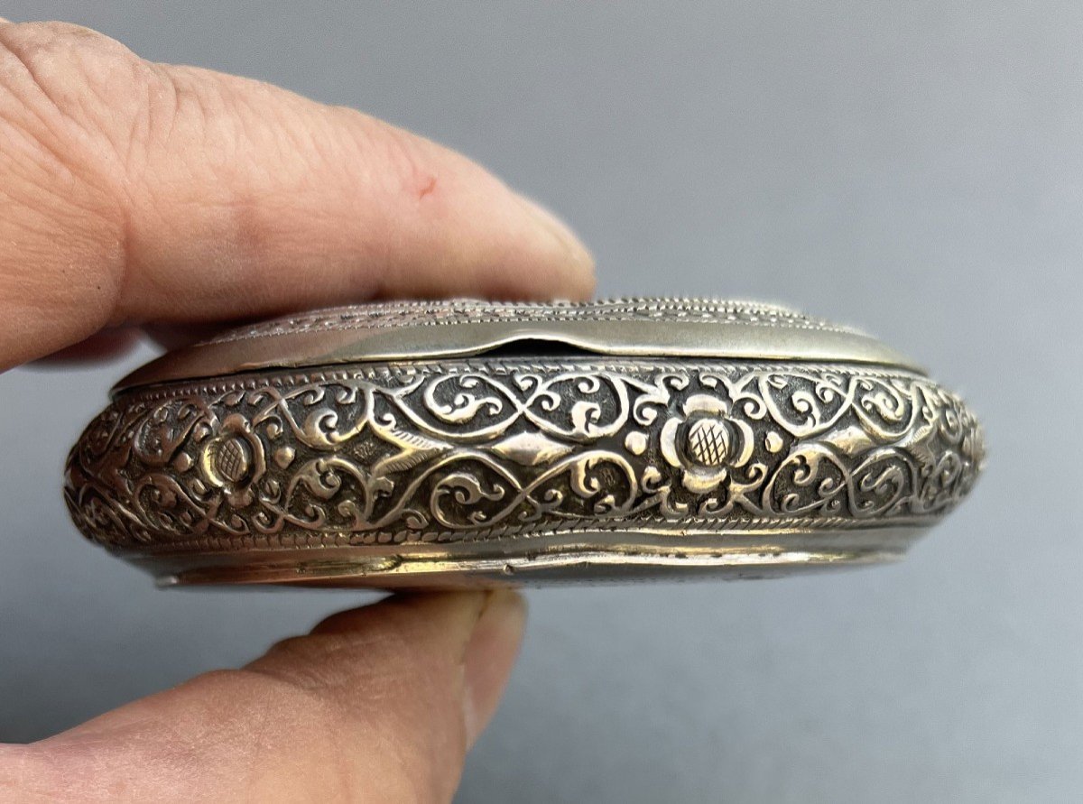 Antique Vietnamese Silver Snuff Box Elephant Vietnam  -photo-3