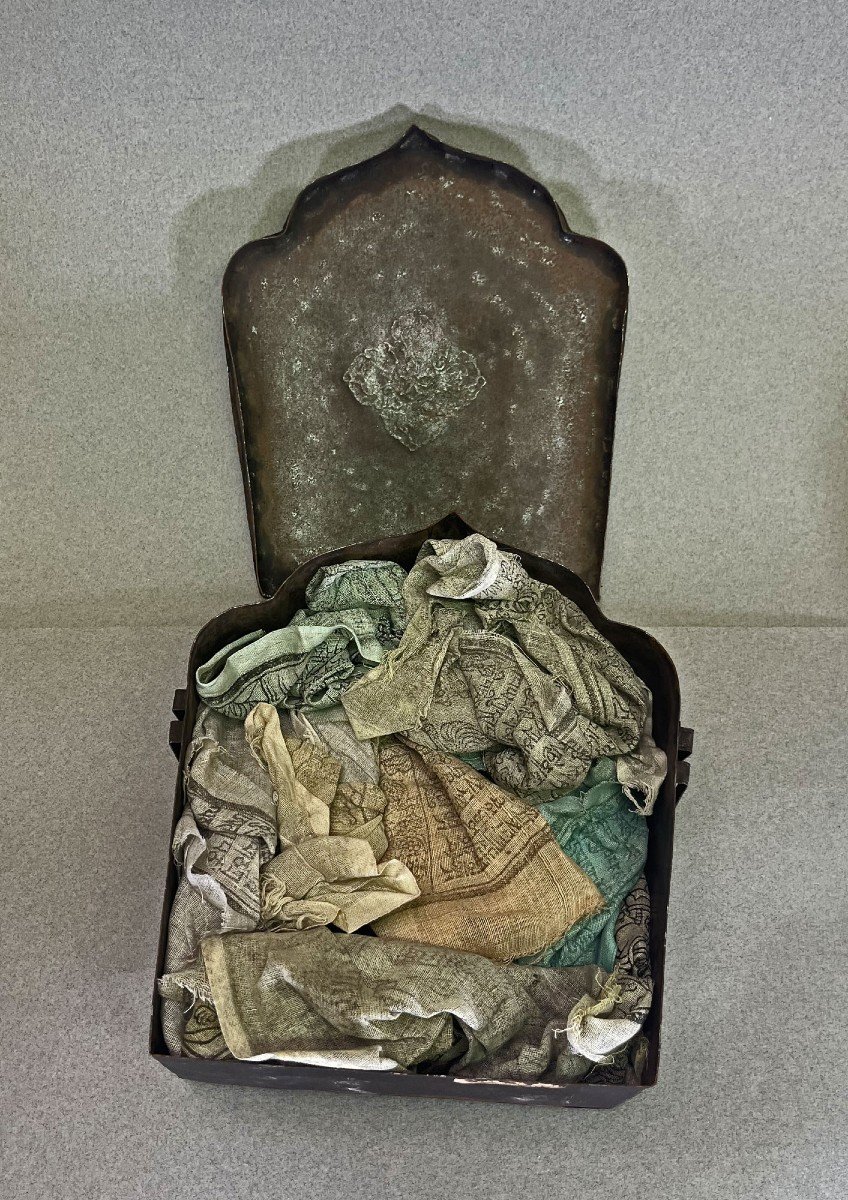 Gau Tibétain Antique Etui Amulette Rituel Bouddhique Padmasambhava Gourou Rinpoché Tsa Tsa-photo-4