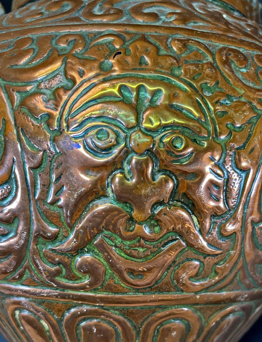 Antique Italian Copper Vase 17th Century Venice Portrait Coat Of Arms-photo-2