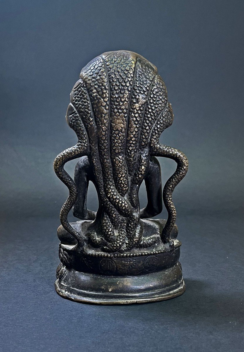 Sino-tibetan Silver Inlaid Bronze Medicine Buddha Dhyanasana Mudra Naga Tibet China-photo-3