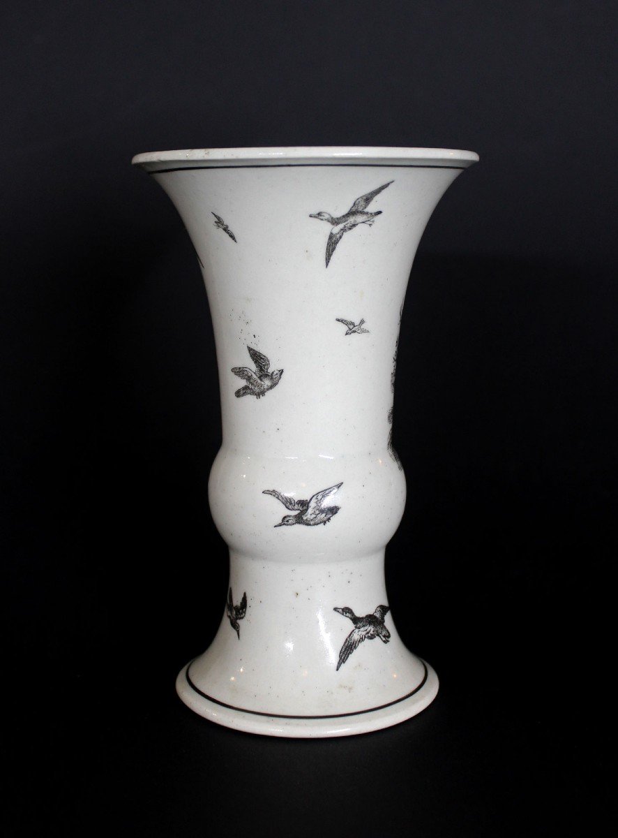 First Period Worcester Porcelain Vase Bird Decoration Black Transfer Circa 1760-photo-1