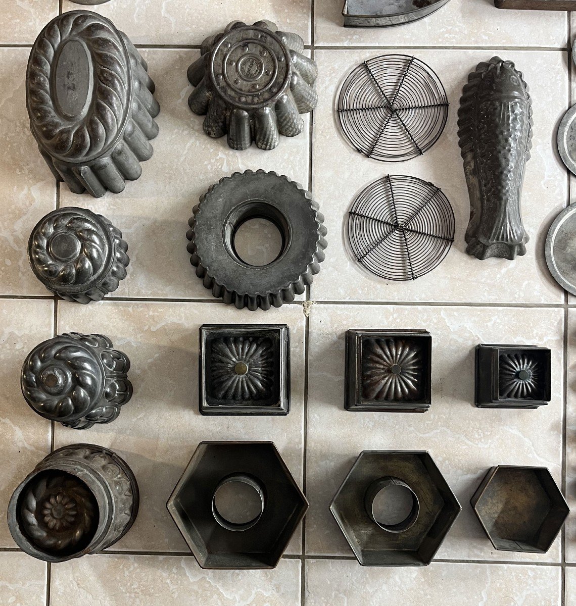 Lot 50 Antique Moulds Interior Design Restaurant Kitchen Chocolate Cake Biscuit Pastry-photo-3