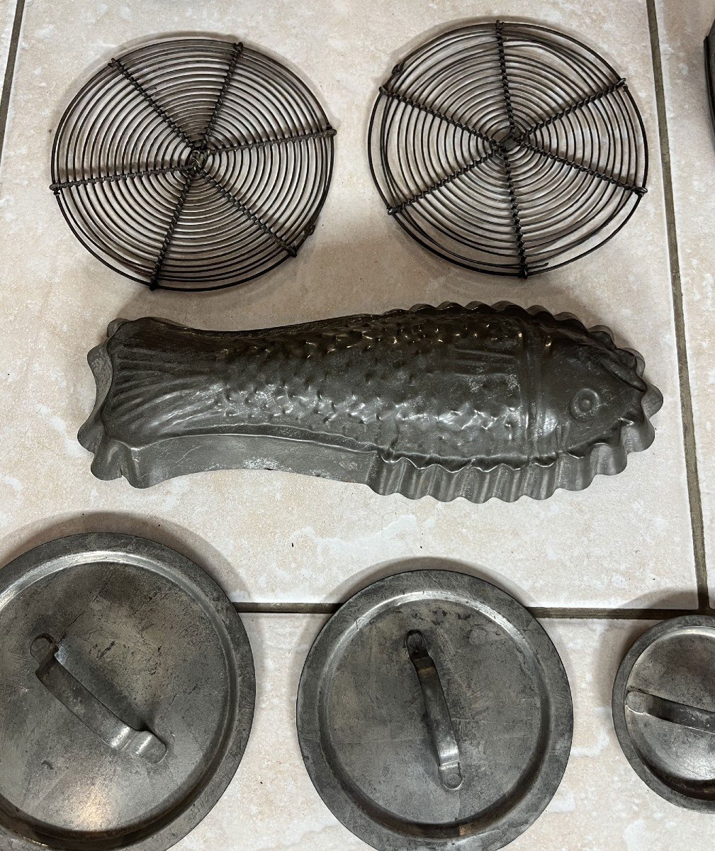 Lot 50  Moule Ancien Interior Design Restaurant Kitchen  Chocolat Gateau Biscuit Patisserie-photo-3