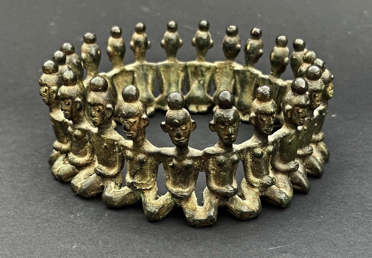 Bronze Tribal Circle Of Friends  Papua New Guinea Asmat.-photo-2