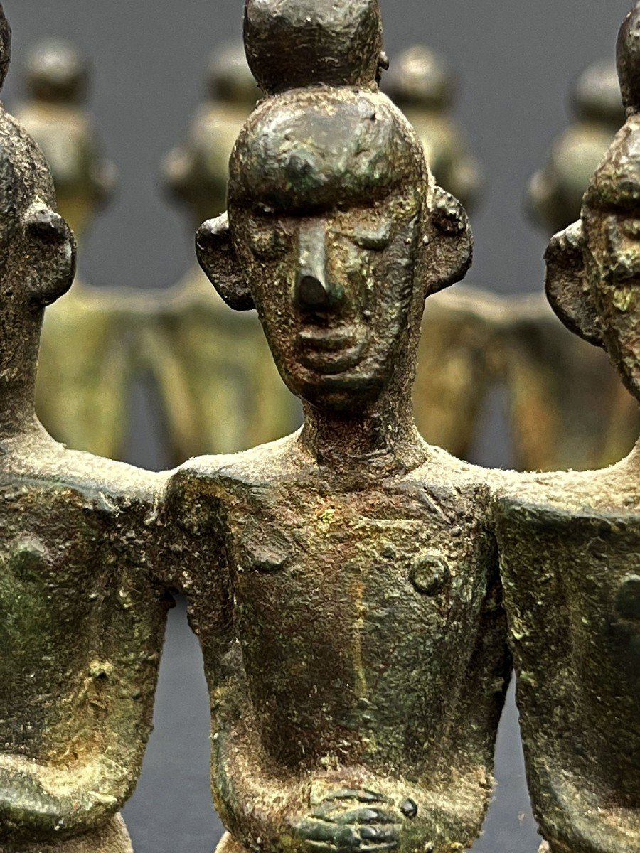 Bronze Tribal Circle Of Friends  Papua New Guinea Asmat.-photo-2