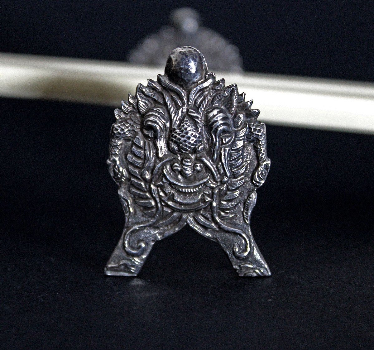 Set Of Six Chopstick Rests Dragon Mask Solid Silver Vietnamese Indochina Nguyen C19th-photo-1