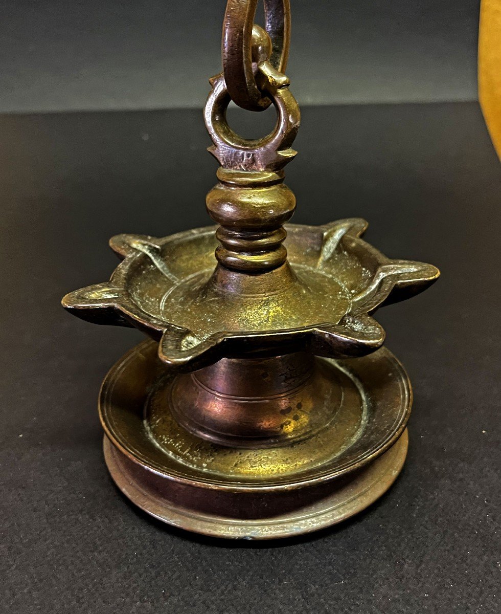 Large Antique Indian Bronze Hanging Oil Lamp India, C18th - 19th Hindu Temple -photo-3