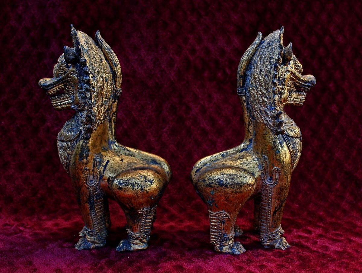 Paire De Lions Antiques En Bronze Thaïlandais Gardiens Du Temple Bouddhiste-photo-1