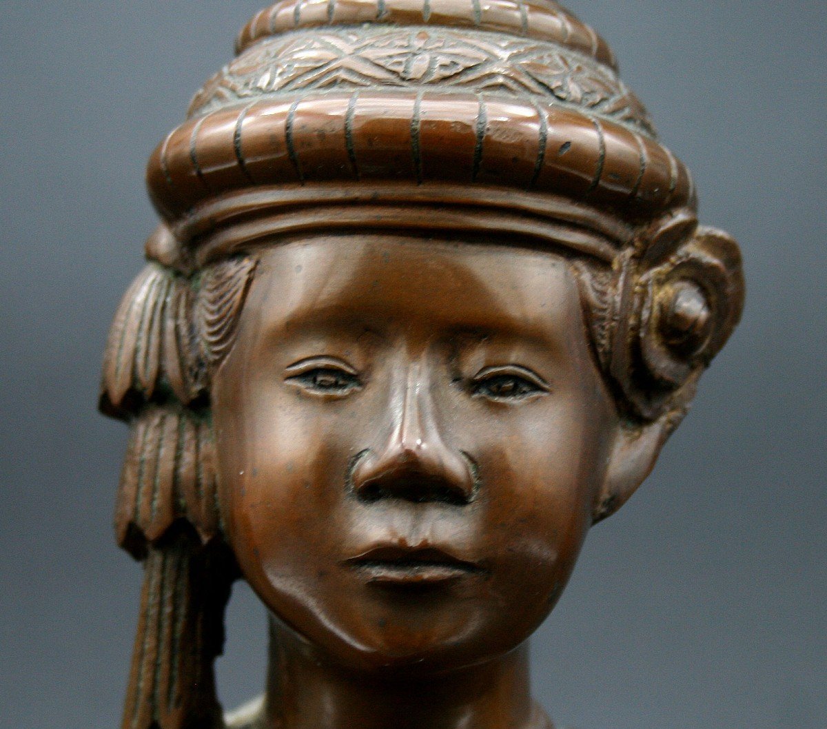 Viêt Nam Ecole De Bien Hoa (saïgon). Vers 1930. Buste En  Bronze De Danseuse Cambodgienne-photo-1