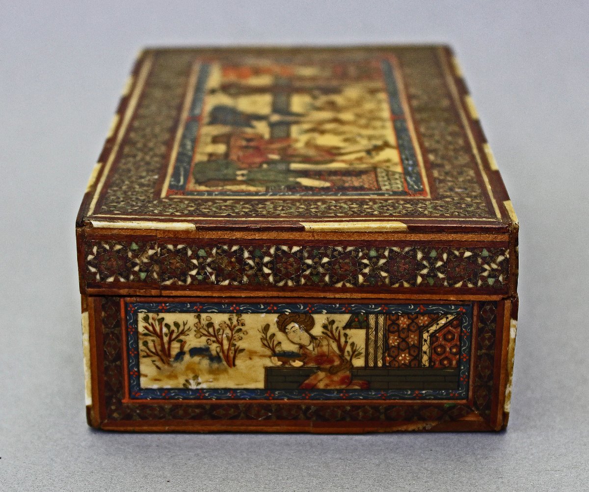 Coffret Persan Ancien Qajar Peint, Incrusté Et Calligraphié.-photo-3